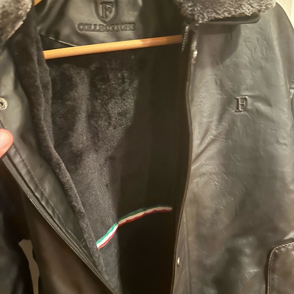 Mens XL F Italian leather jacket